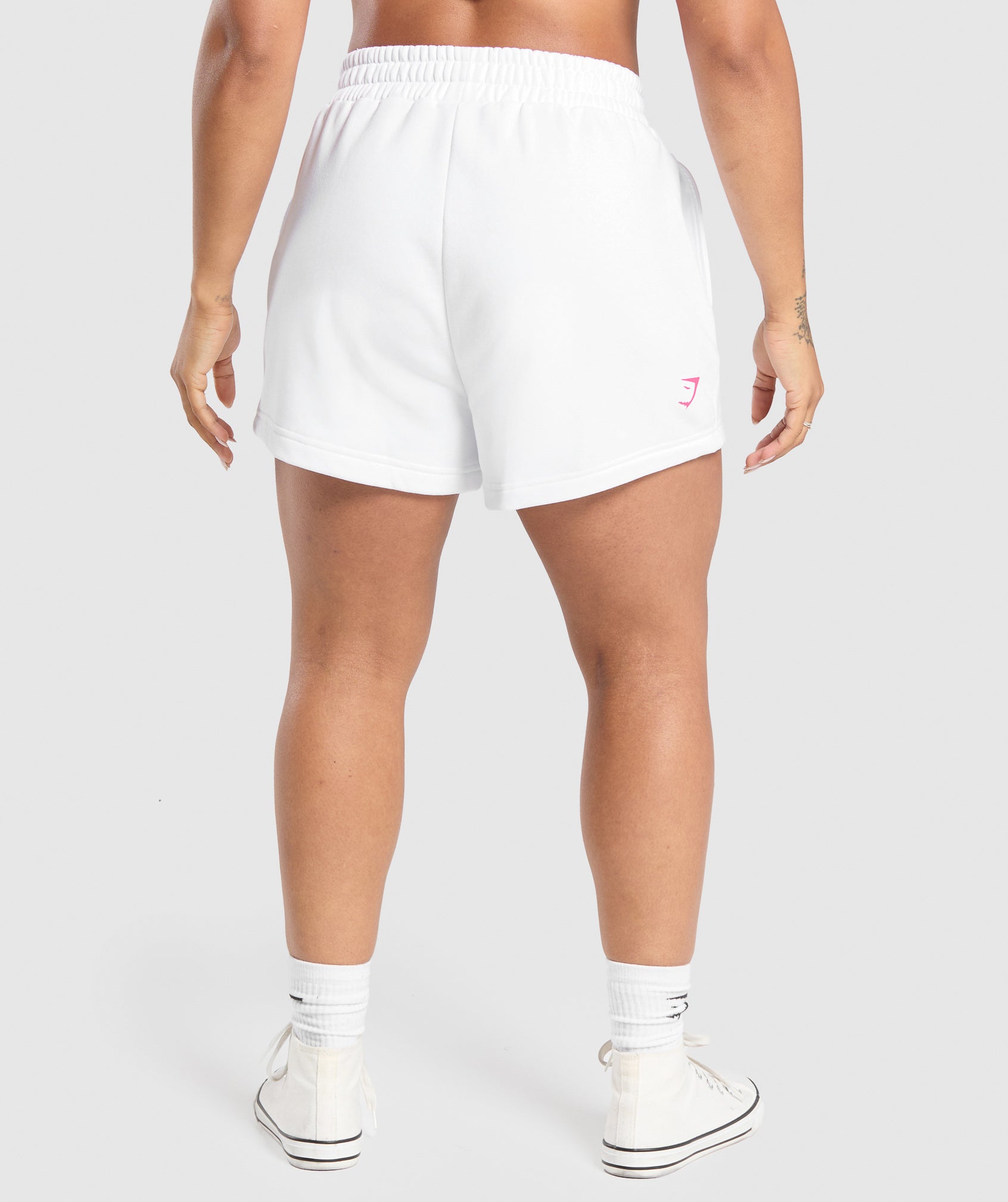 gymshark-dumbells-deadlifts-shorts-white-aw24
