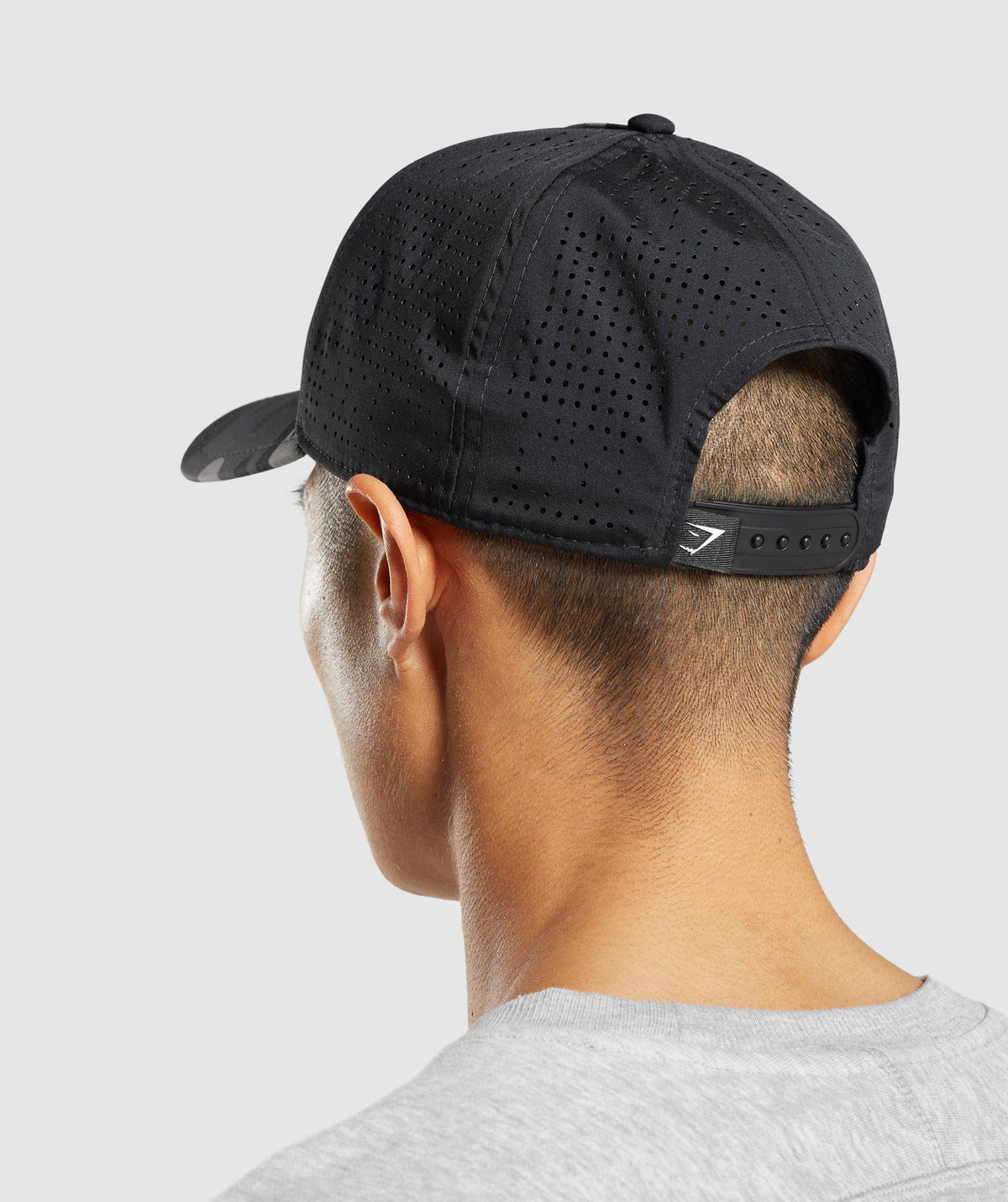 gymshark-trucker-cap-green-print-ss22