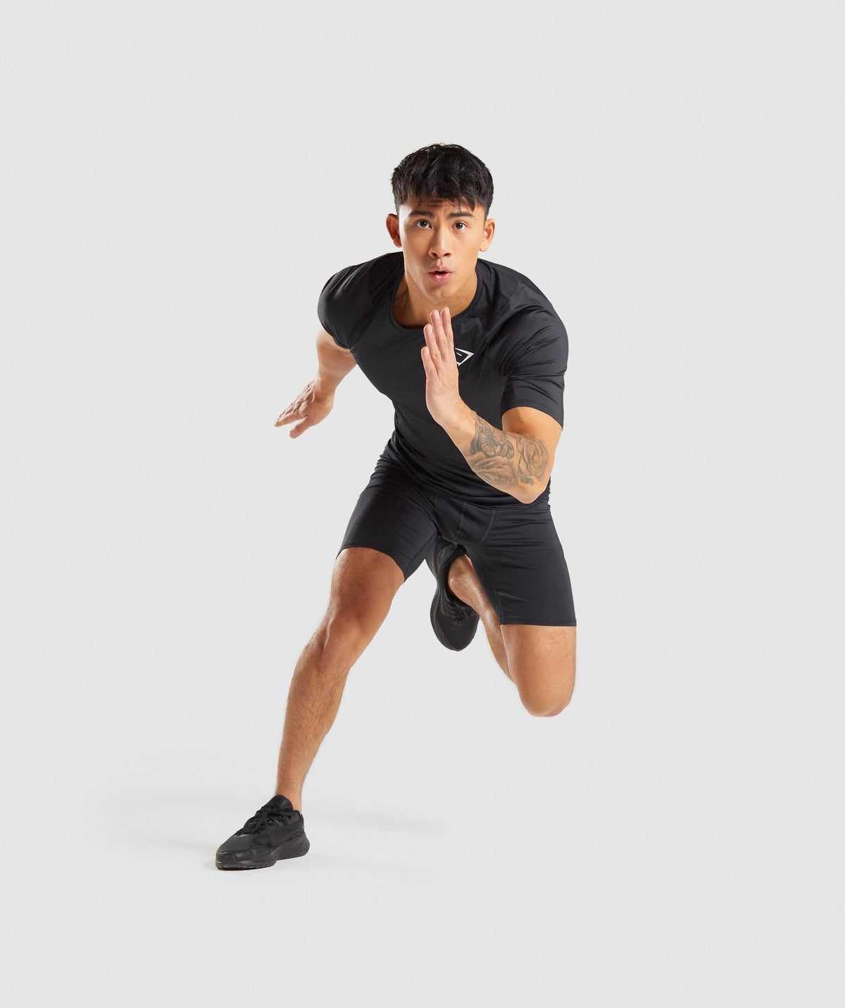 gymshark-element-baselayer-shorts-black