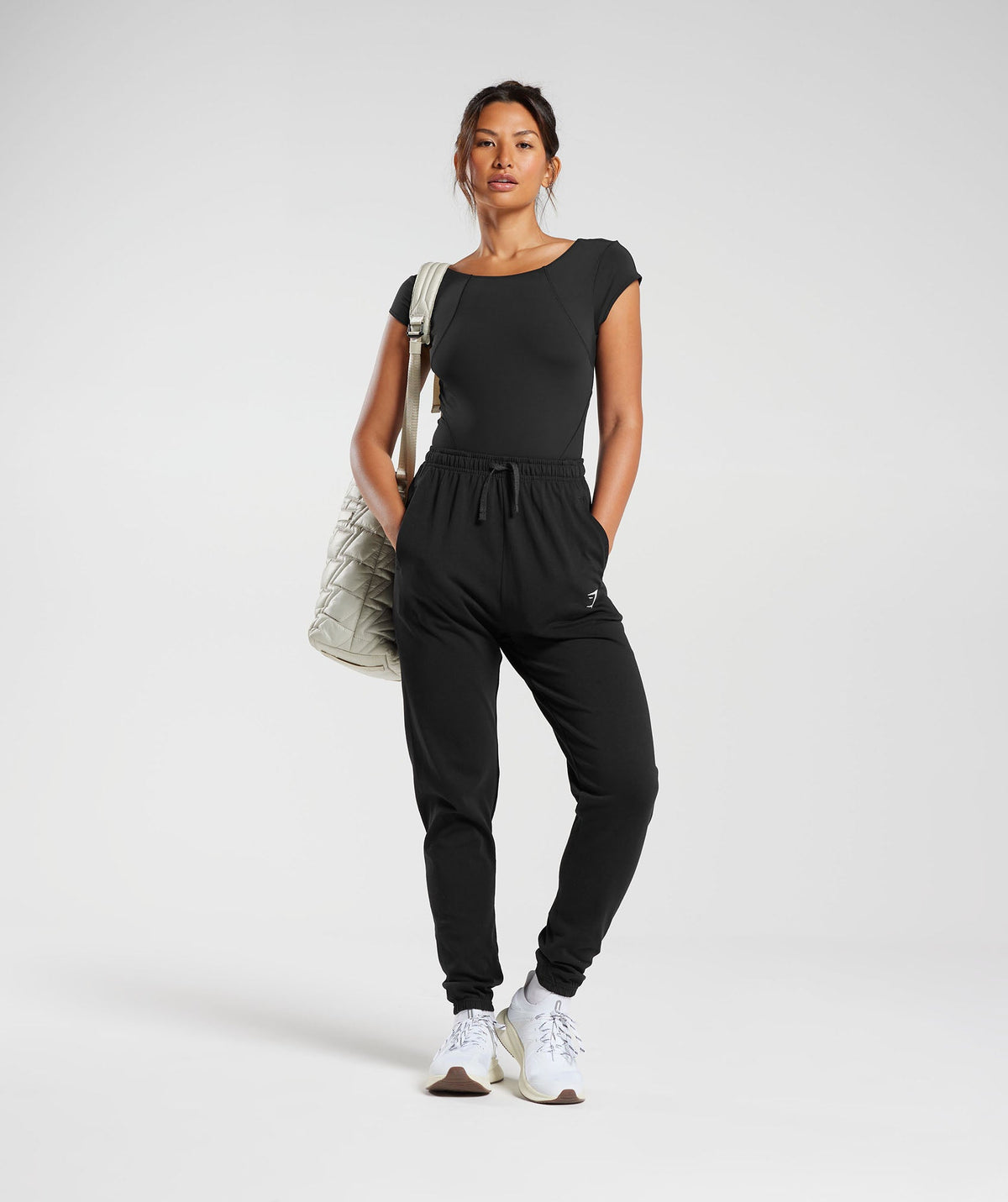 gymshark-elevate-bodysuit-black-aw23