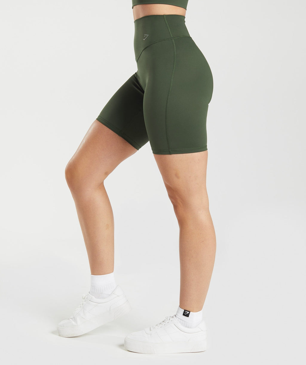 gymshark-elevate-cycling-shorts-moss-olive-aw22