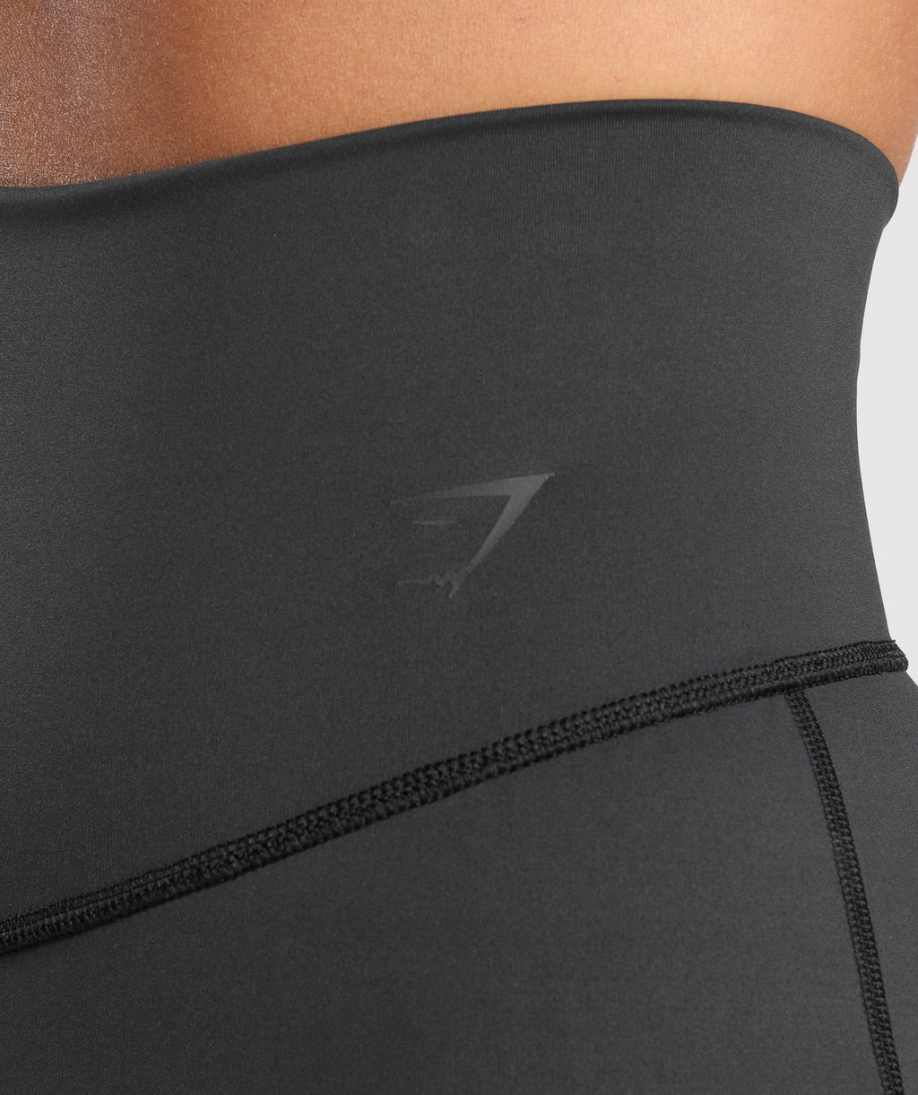 gymshark-elevate-flared-leggings-2-0-black-aw24