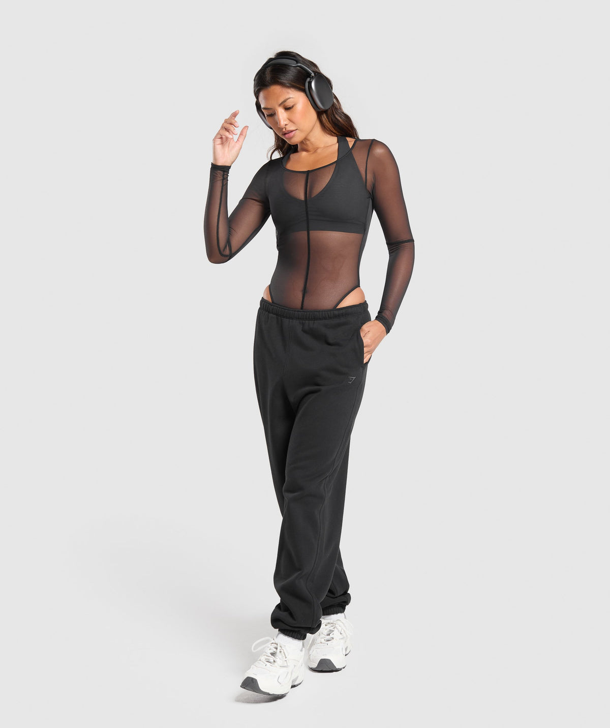 gymshark-elevate-mesh-bodysuit-black-aw24