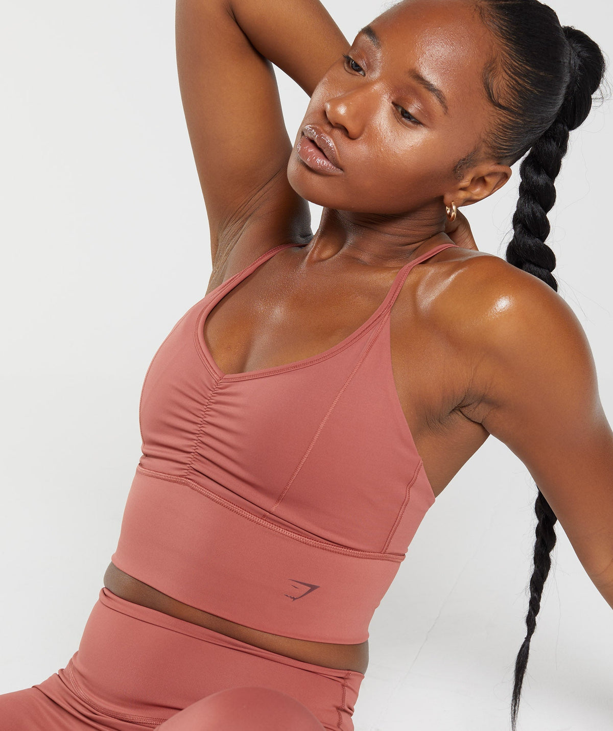 gymshark-elevate-longline-sports-bra-rose-brown-aw22