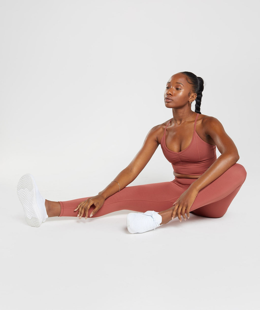 gymshark-elevate-longline-sports-bra-rose-brown-aw22