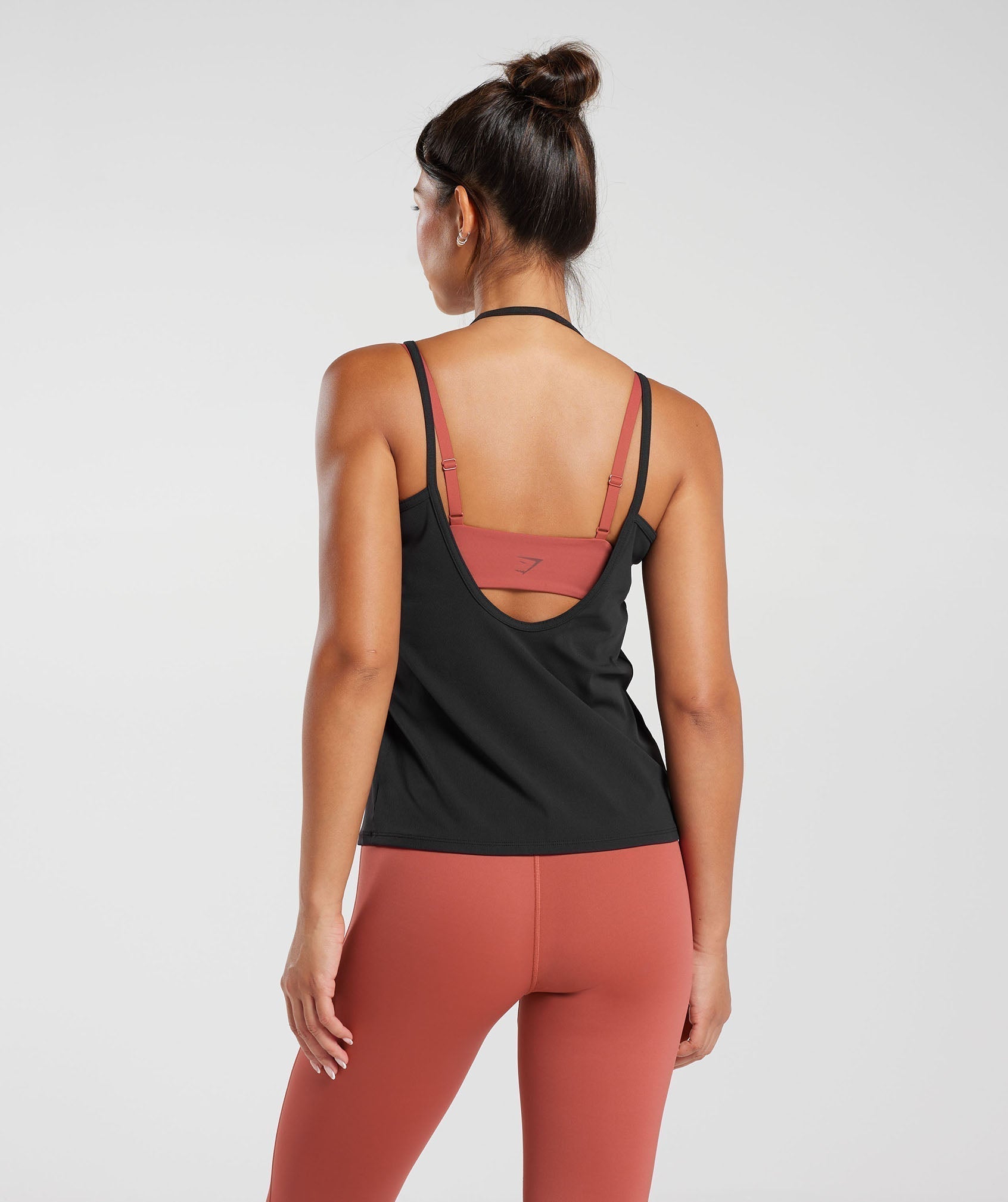 gymshark-elevate-strappy-tank-black-aw23
