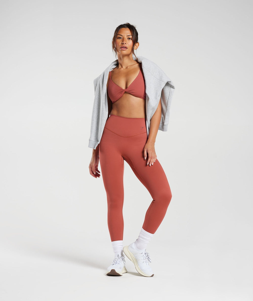 gymshark-elevate-twist-front-bralette-rust-red-aw23