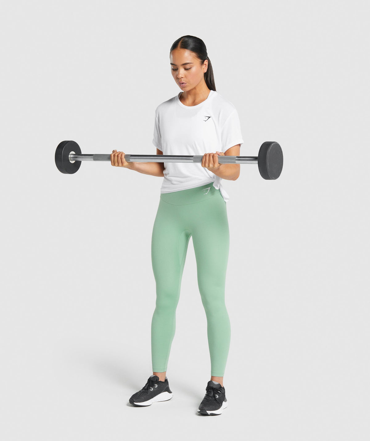 gymshark-essential-t-shirt-white