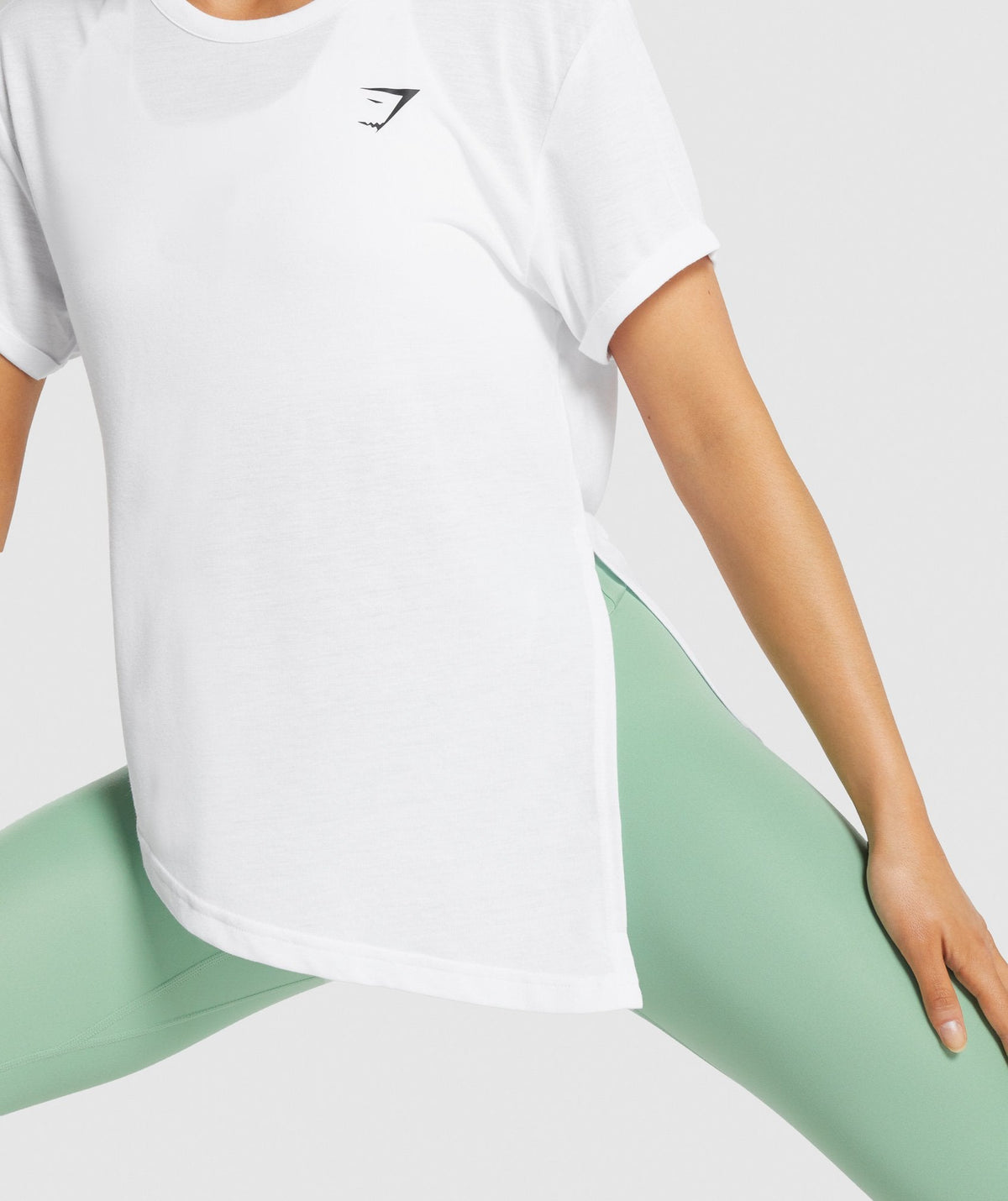 gymshark-essential-t-shirt-white