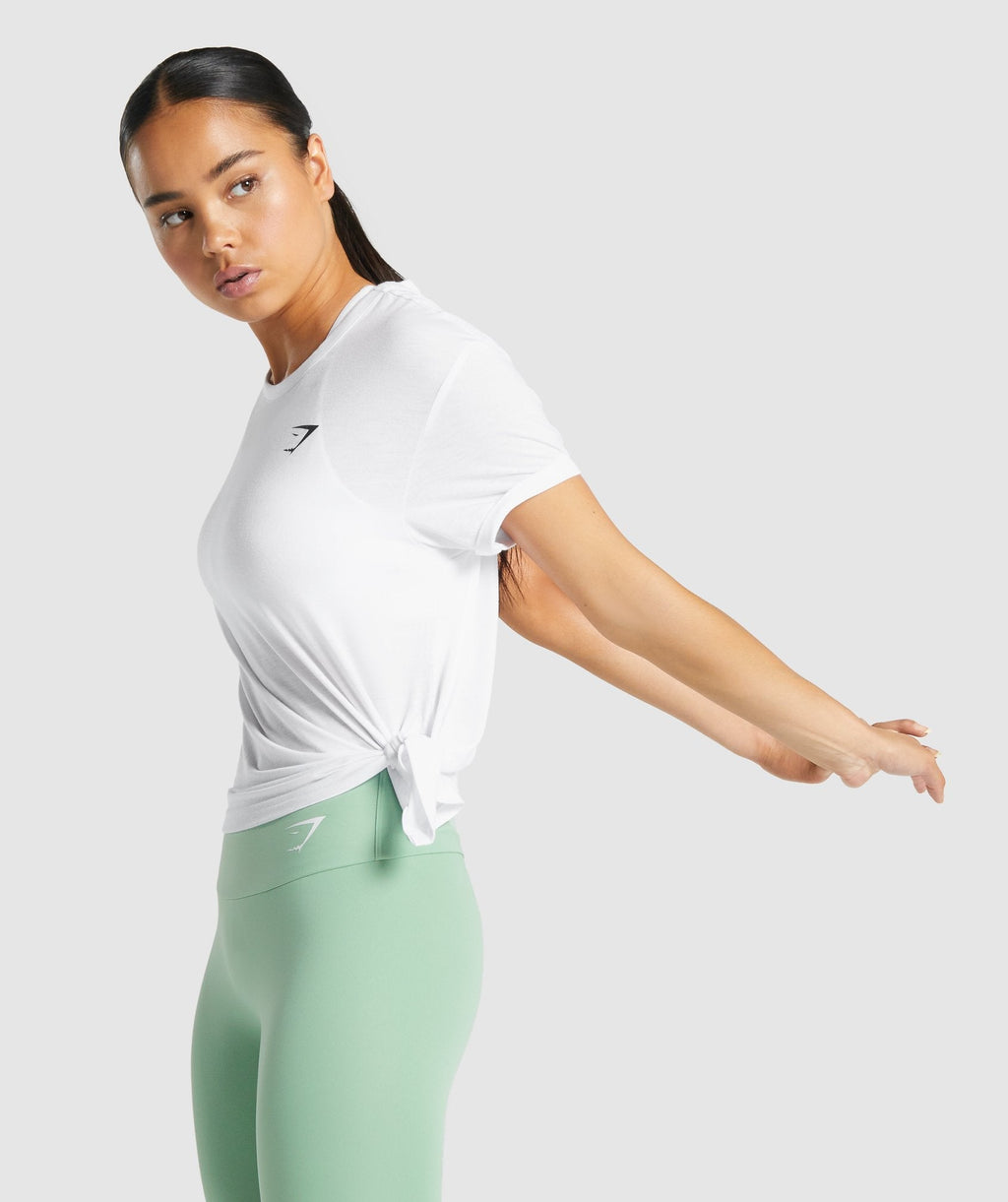 gymshark-essential-t-shirt-white
