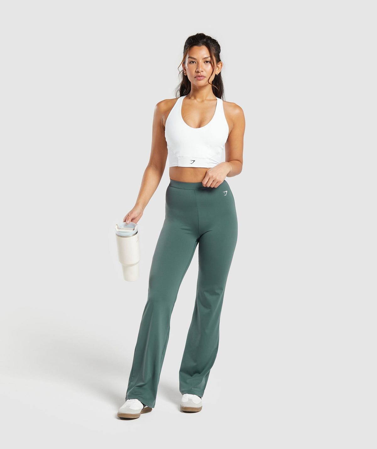 gymshark-everyday-regular-flared-leggings-teal-ss24