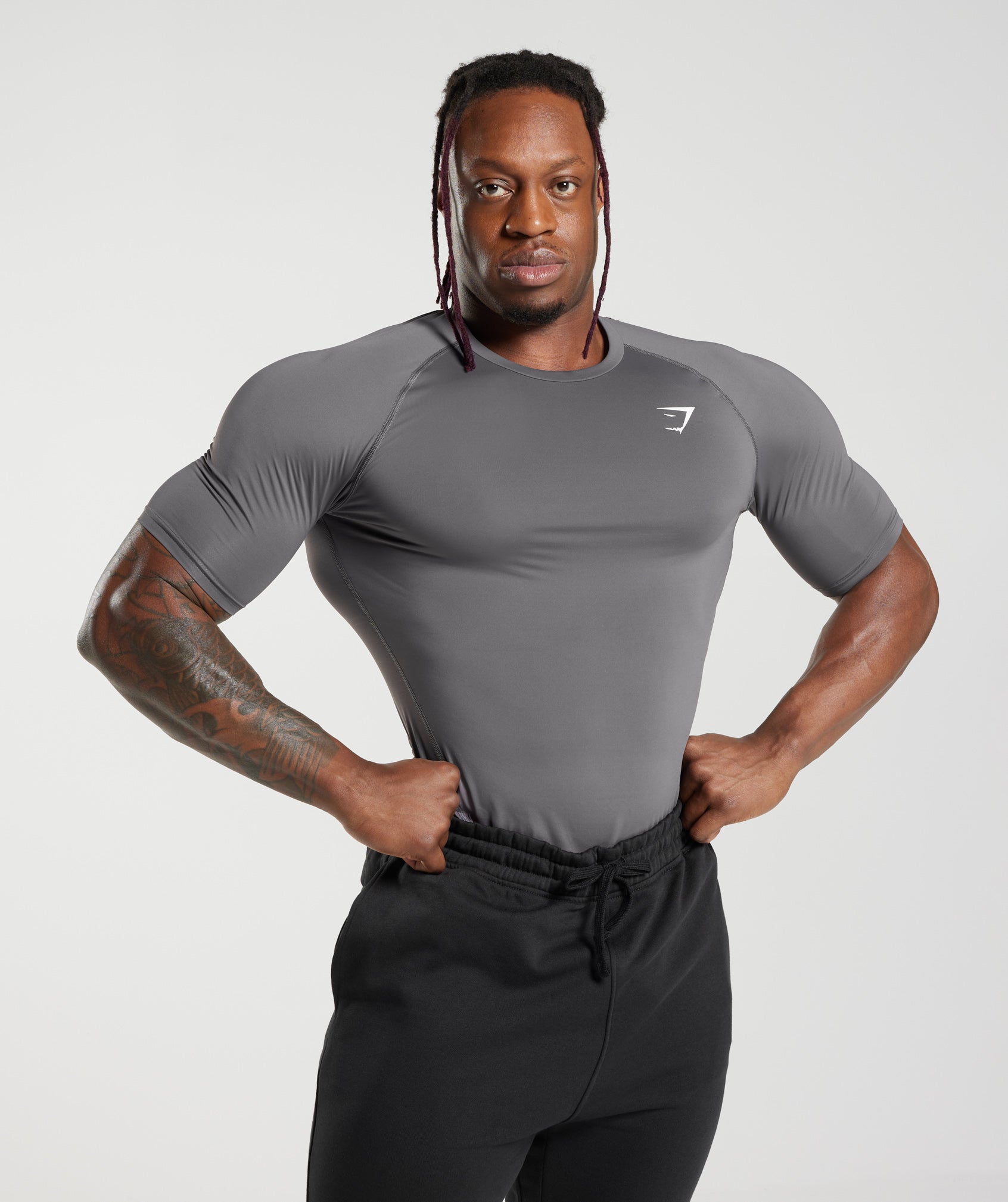 gymshark-element-baselayer-t-shirt-silhouette-grey-ss23
