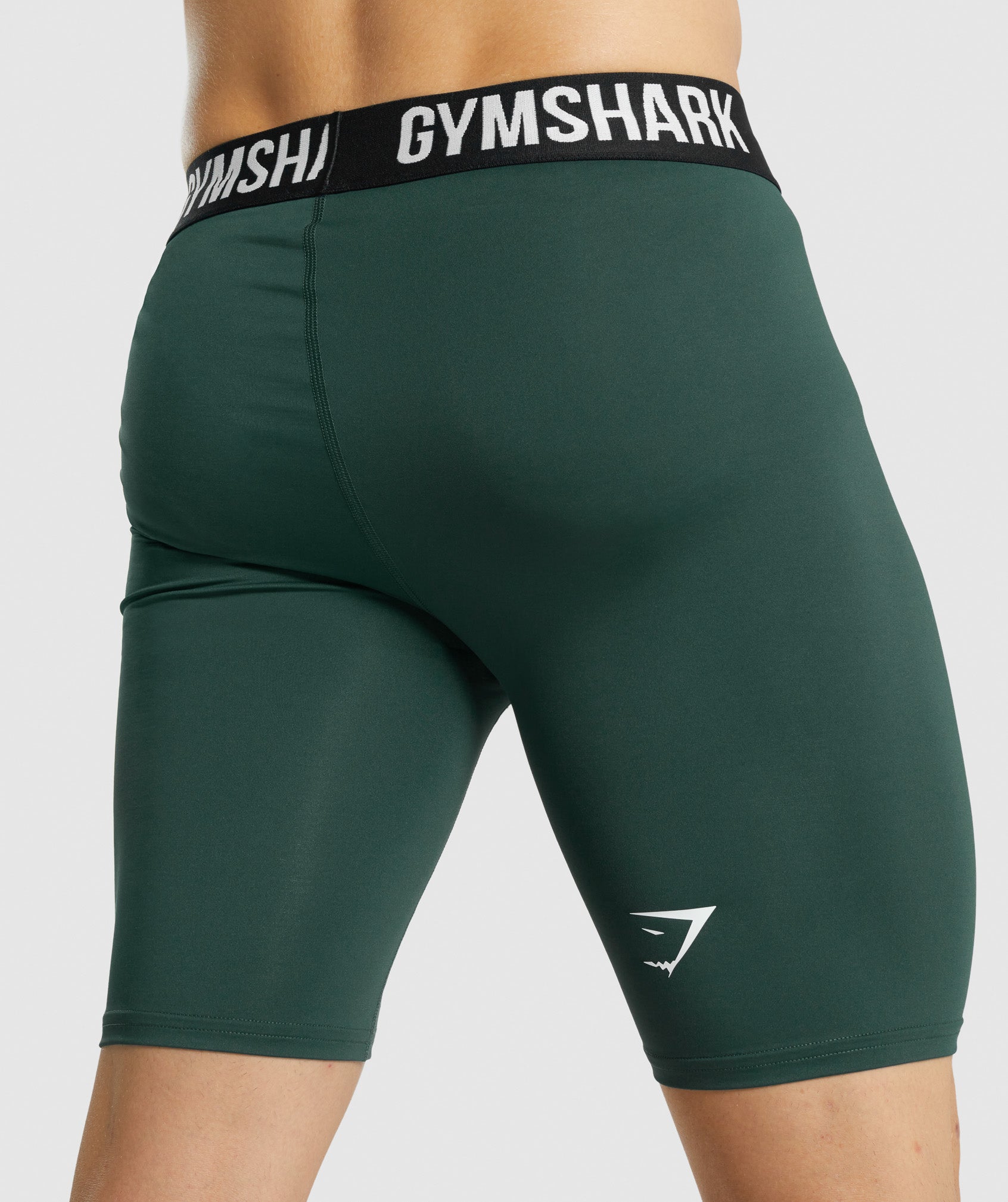 gymshark-element-baselayer-shorts-dark-green-aw21