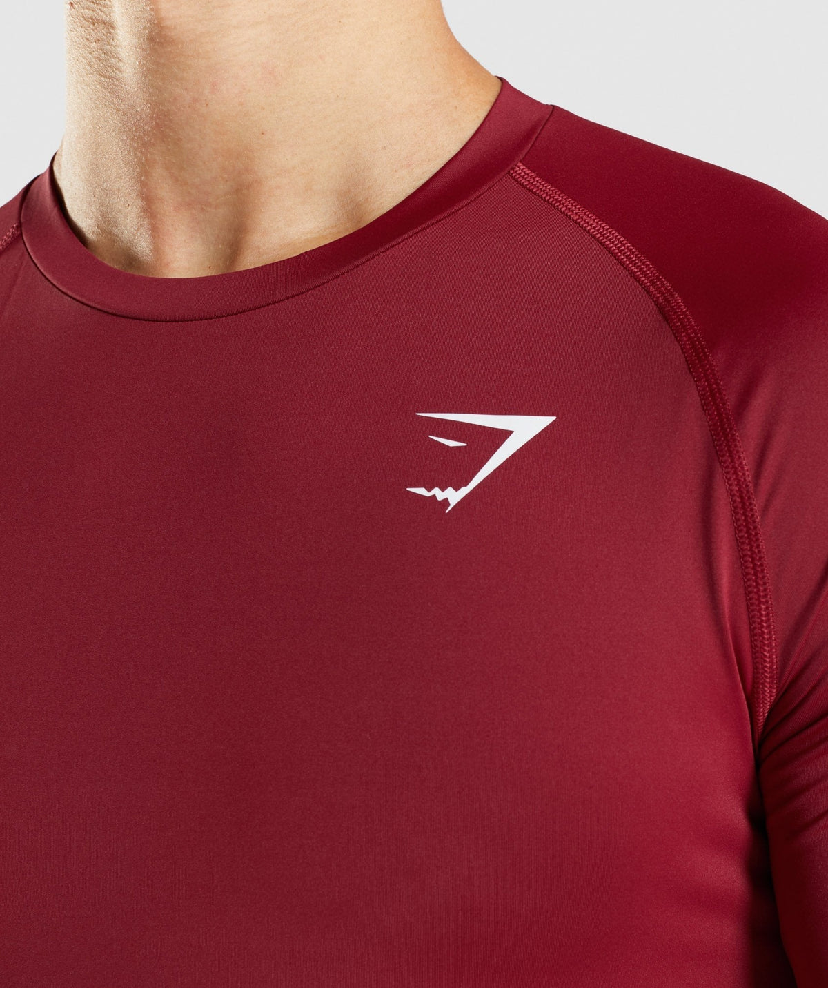 gymshark-element-baselayer-t-shirt-burgundy-aw21