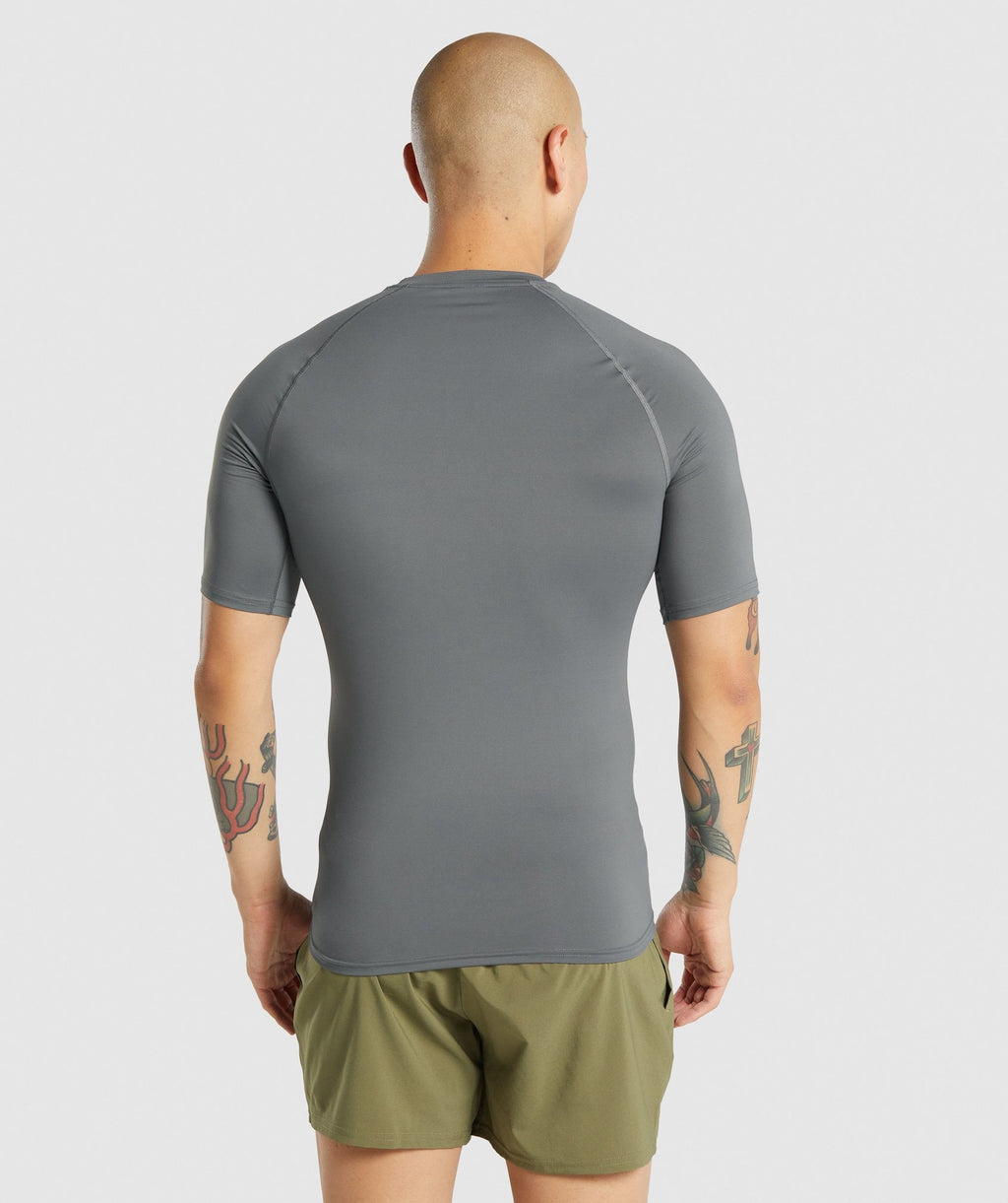 gymshark-element-baselayer-t-shirt-charcoal-aw21
