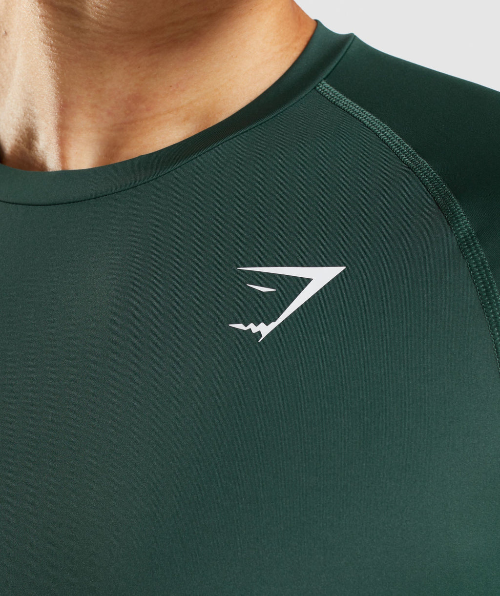 gymshark-element-baselayer-t-shirt-dark-green-aw21