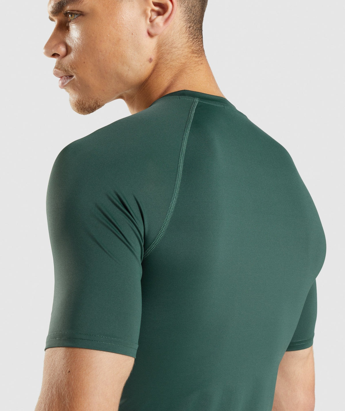 gymshark-element-baselayer-t-shirt-dark-green-aw21