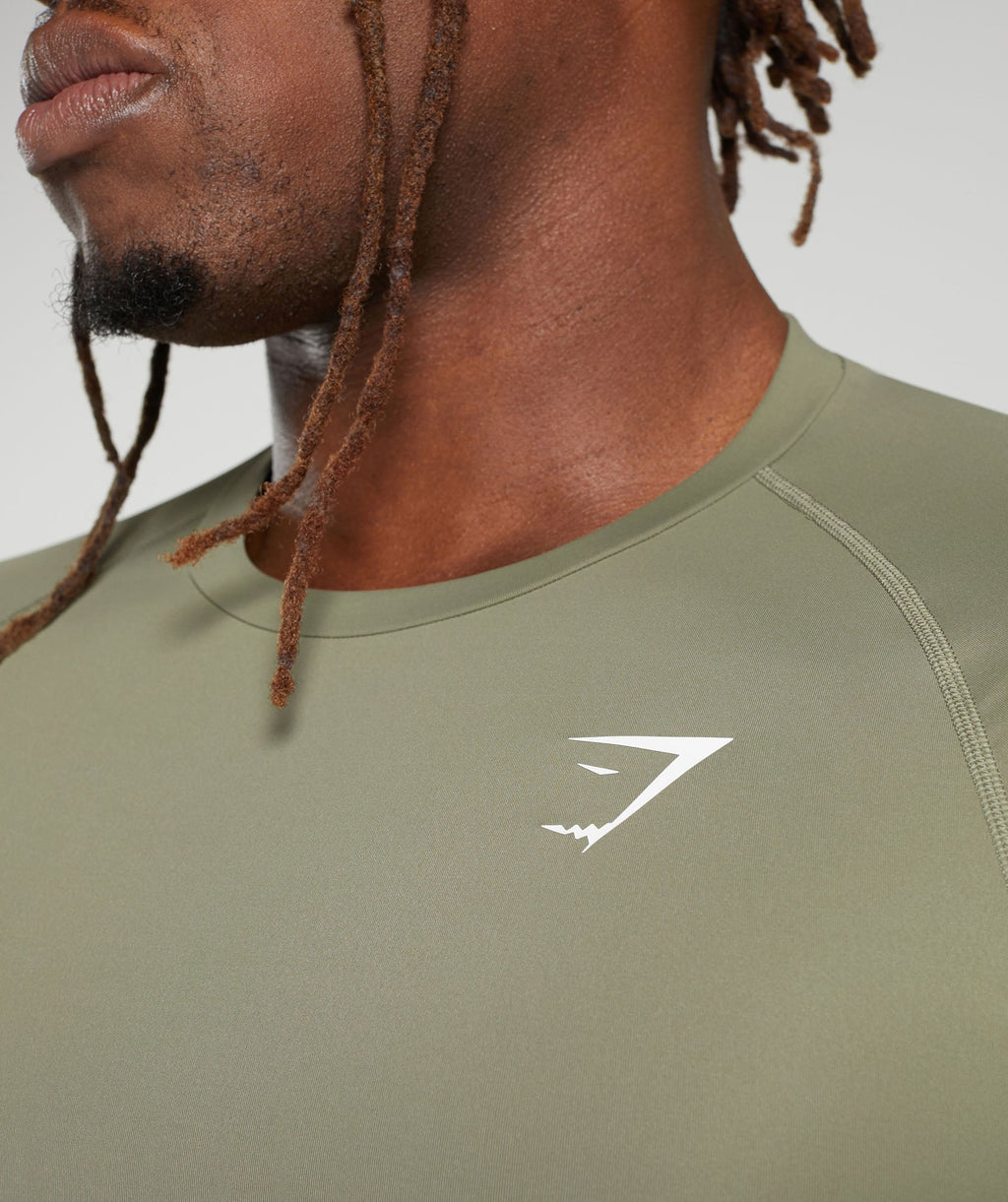 gymshark-element-baselayer-t-shirt-utility-green-ss24