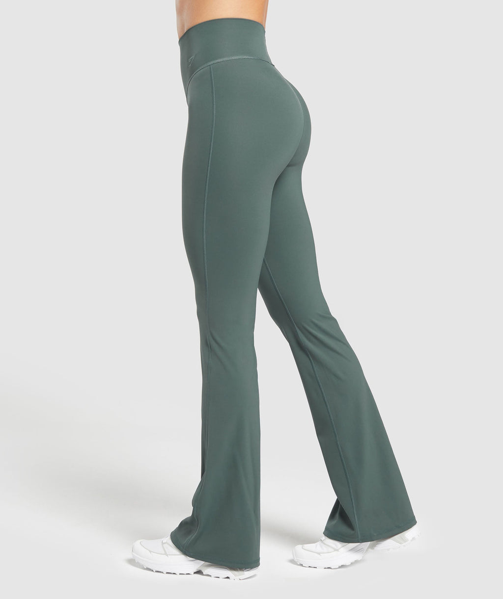 gymshark-elevate-flared-leggings-2-0-slate-teal-ss25