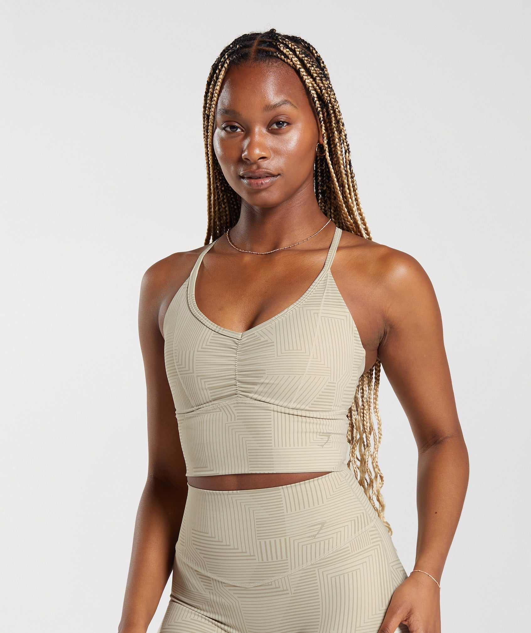 gymshark-elevate-longline-sports-bra-sandy-brown-ss23
