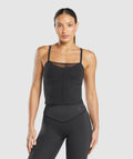 gymshark-elevate-mesh-tank-with-shelf-black-ss25