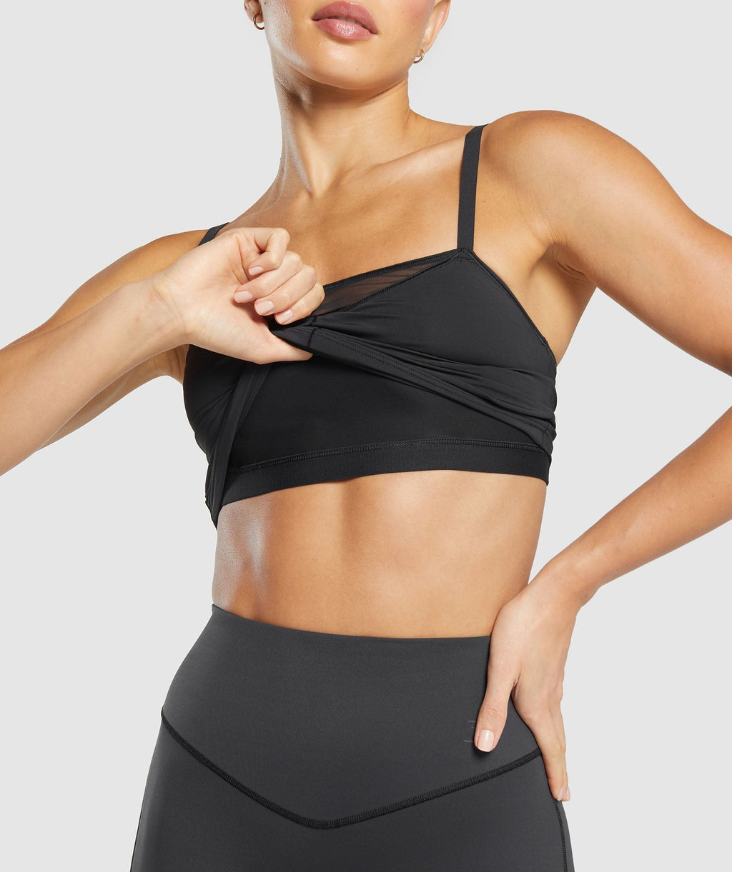 gymshark-elevate-mesh-tank-with-shelf-black-ss25