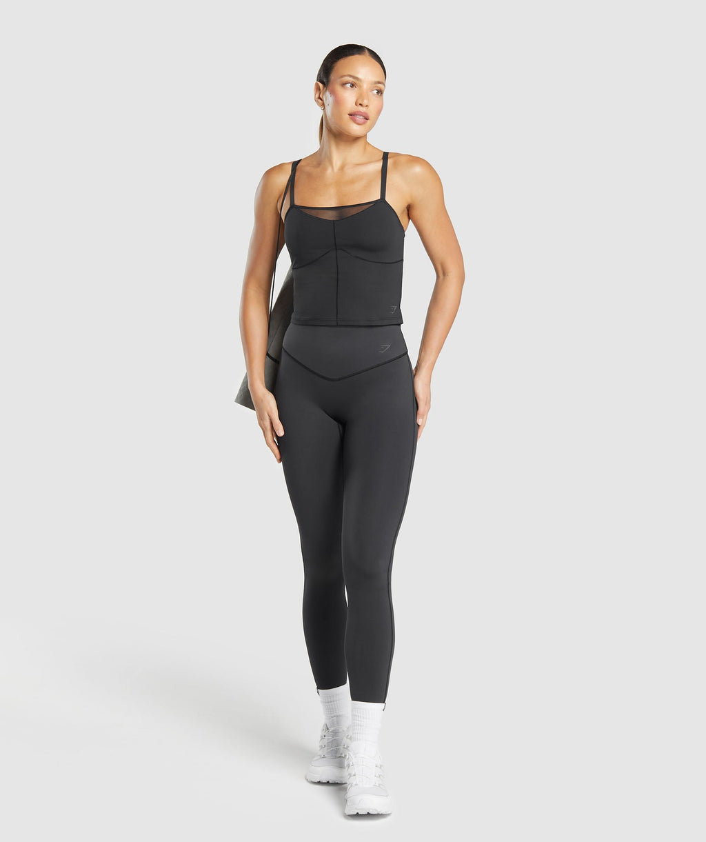 gymshark-elevate-mesh-tank-with-shelf-black-ss25