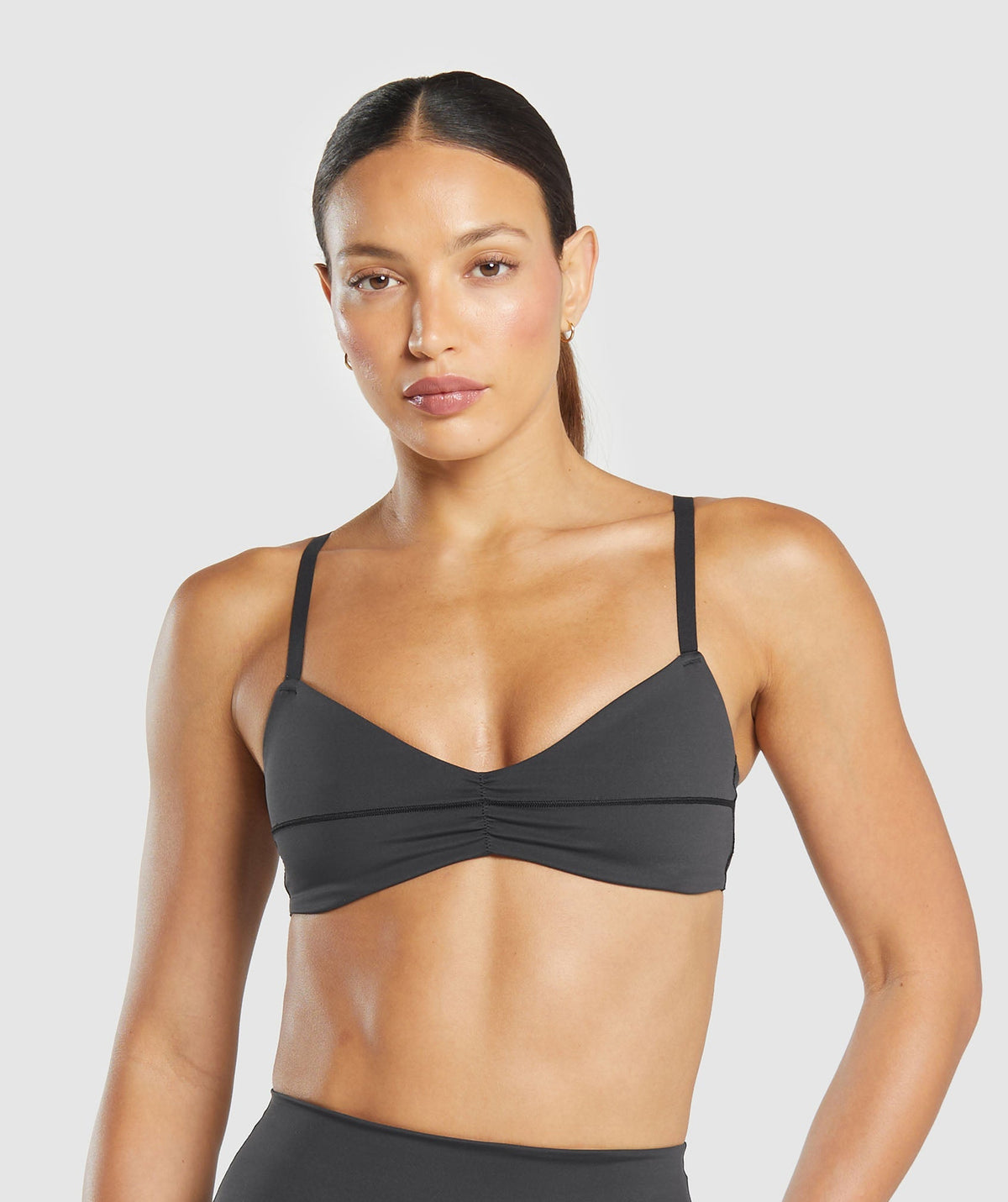 gymshark-elevate-ruched-sports-bra-black-ss25
