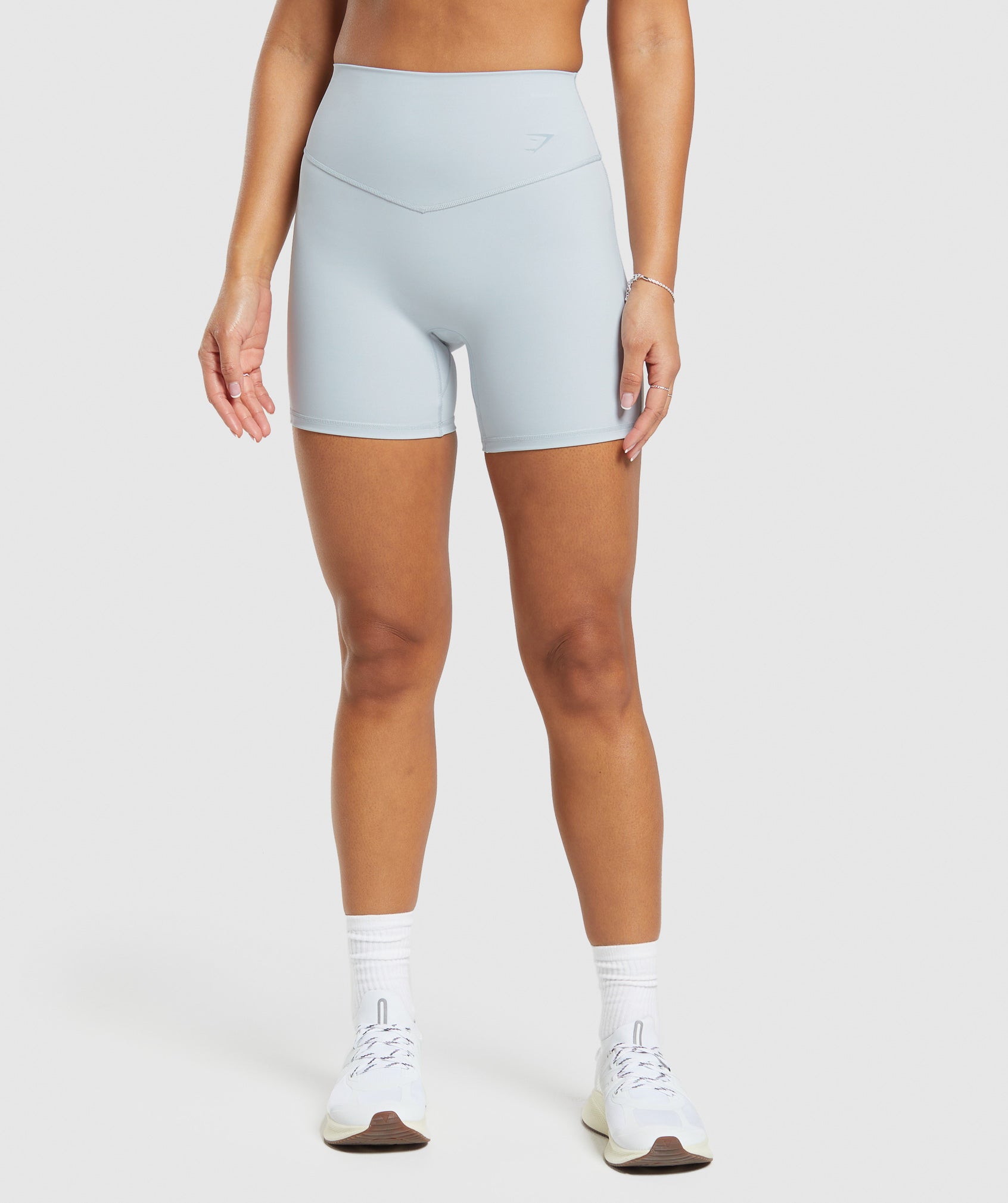 gymshark-elevate-shorts-fresh-blue-ss24