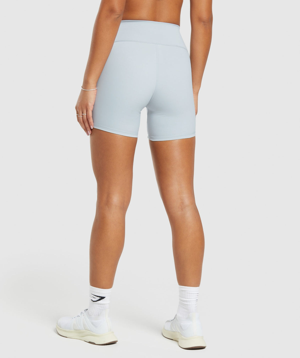 gymshark-elevate-shorts-fresh-blue-ss24