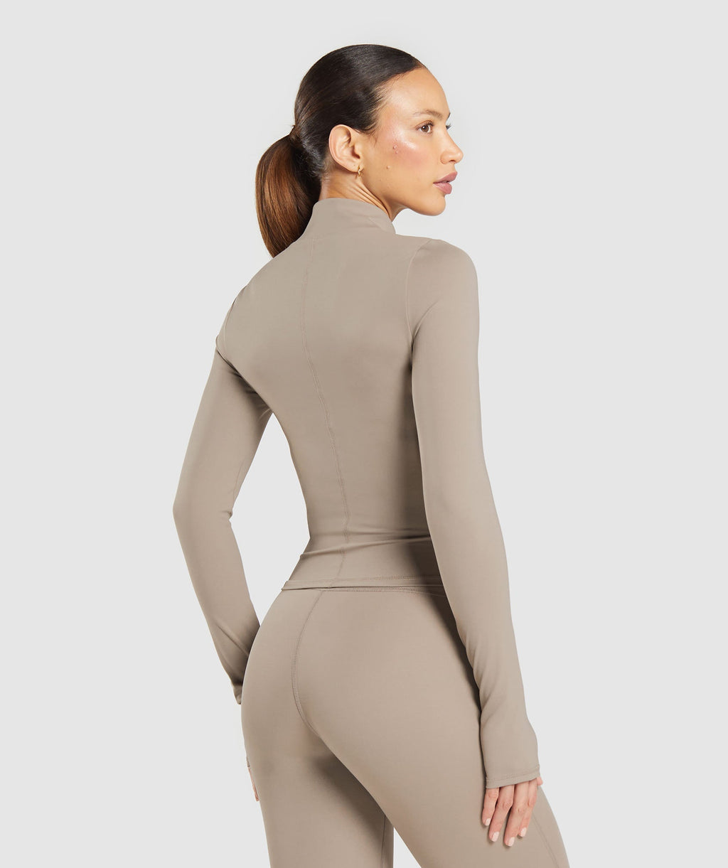 gymshark-elevate-tracktop-lifestyle-brown-ss25