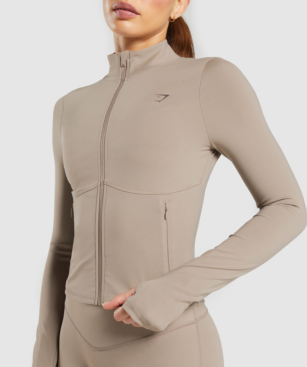 gymshark-elevate-tracktop-lifestyle-brown-ss25