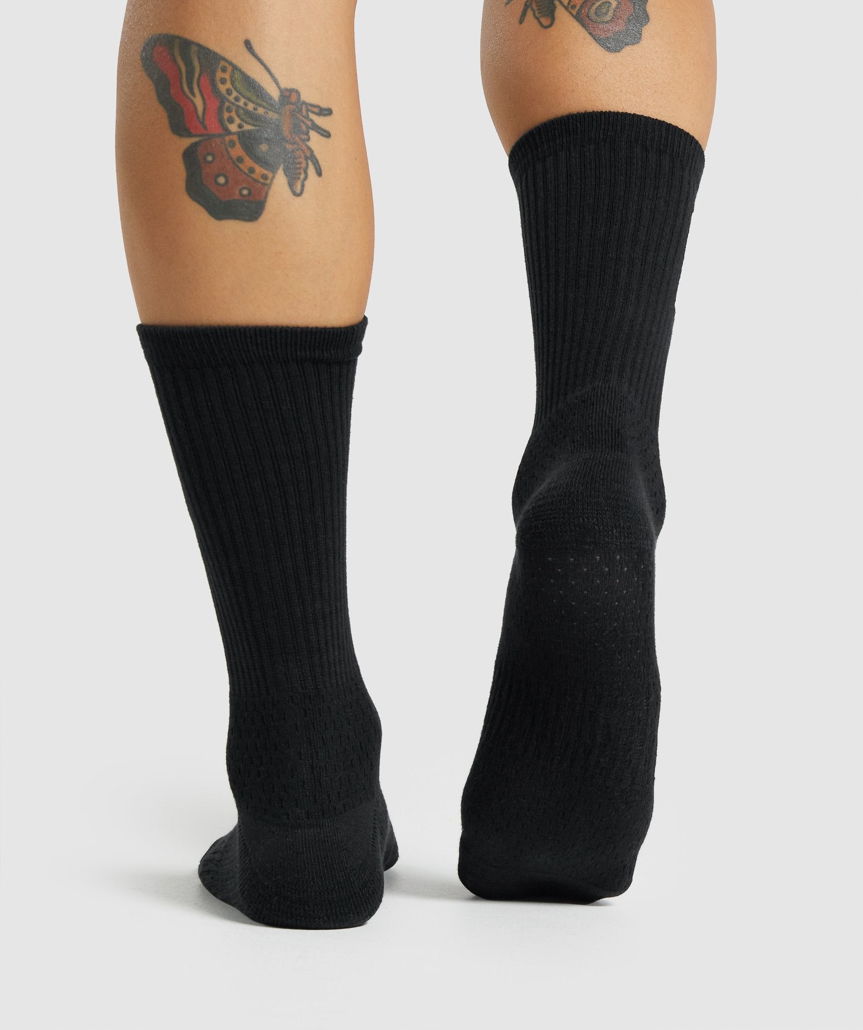 gymshark-embroidered-socks-black