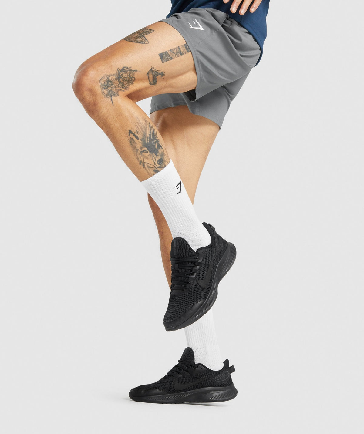 gymshark-crew-socks-white-aw21