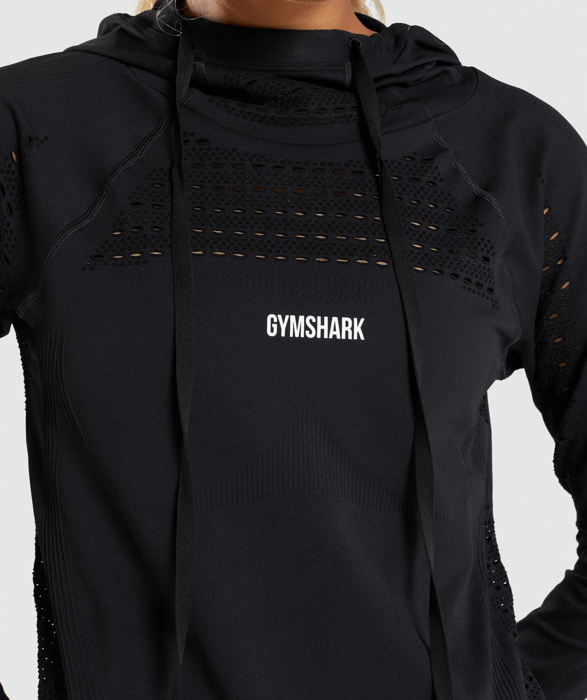 gymshark-energy-seamless-hoodie-black-aw21