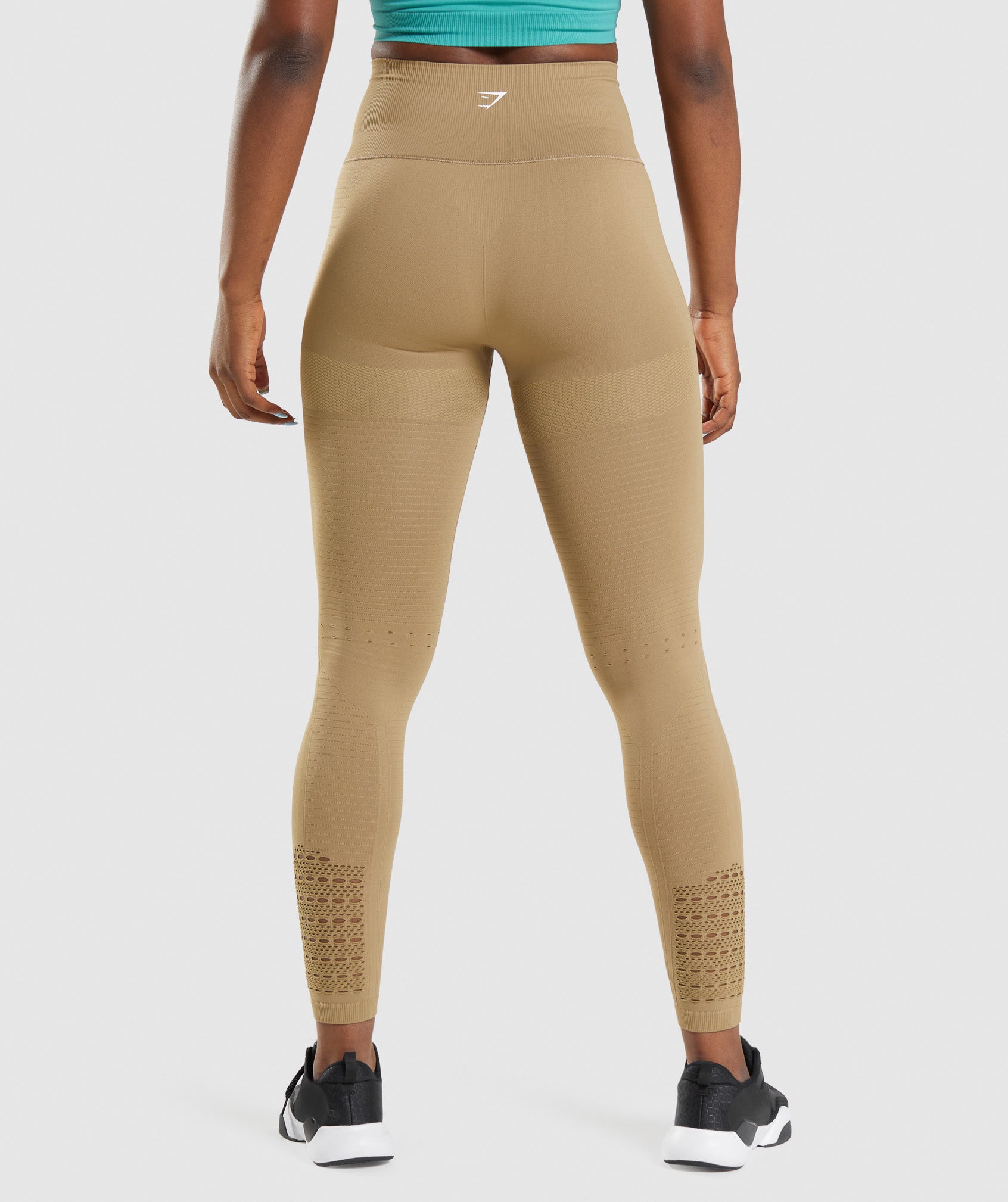 gymshark-energy-seamless-leggings-biscotti-brown-aw21