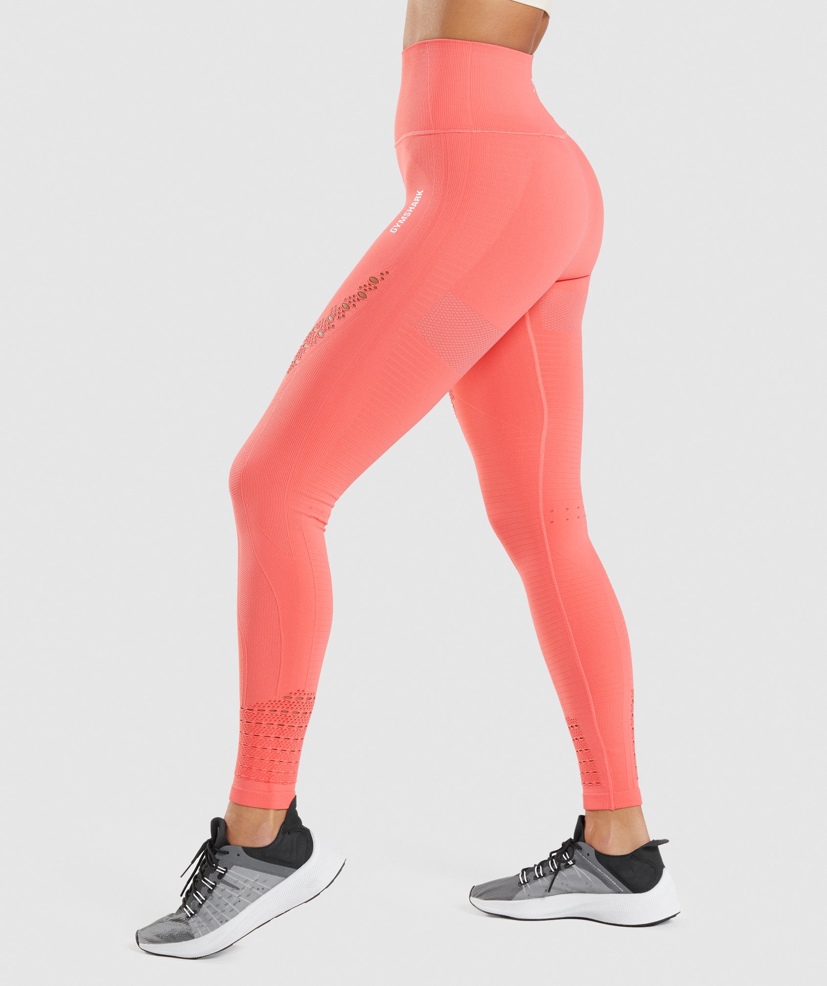 gymshark-energy-seamless-leggings-polka-pink-aw21