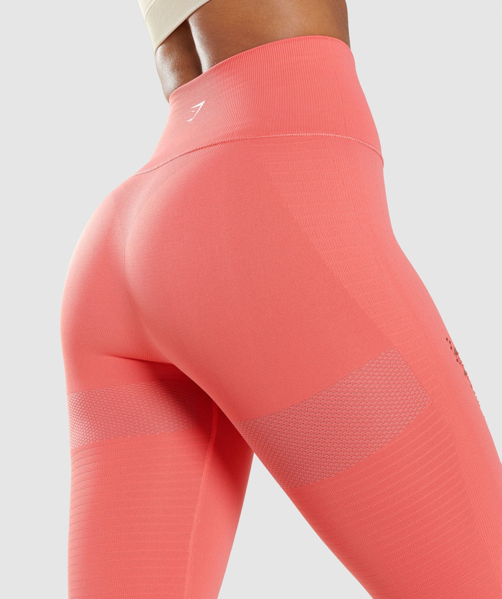 gymshark-energy-seamless-leggings-polka-pink-aw21