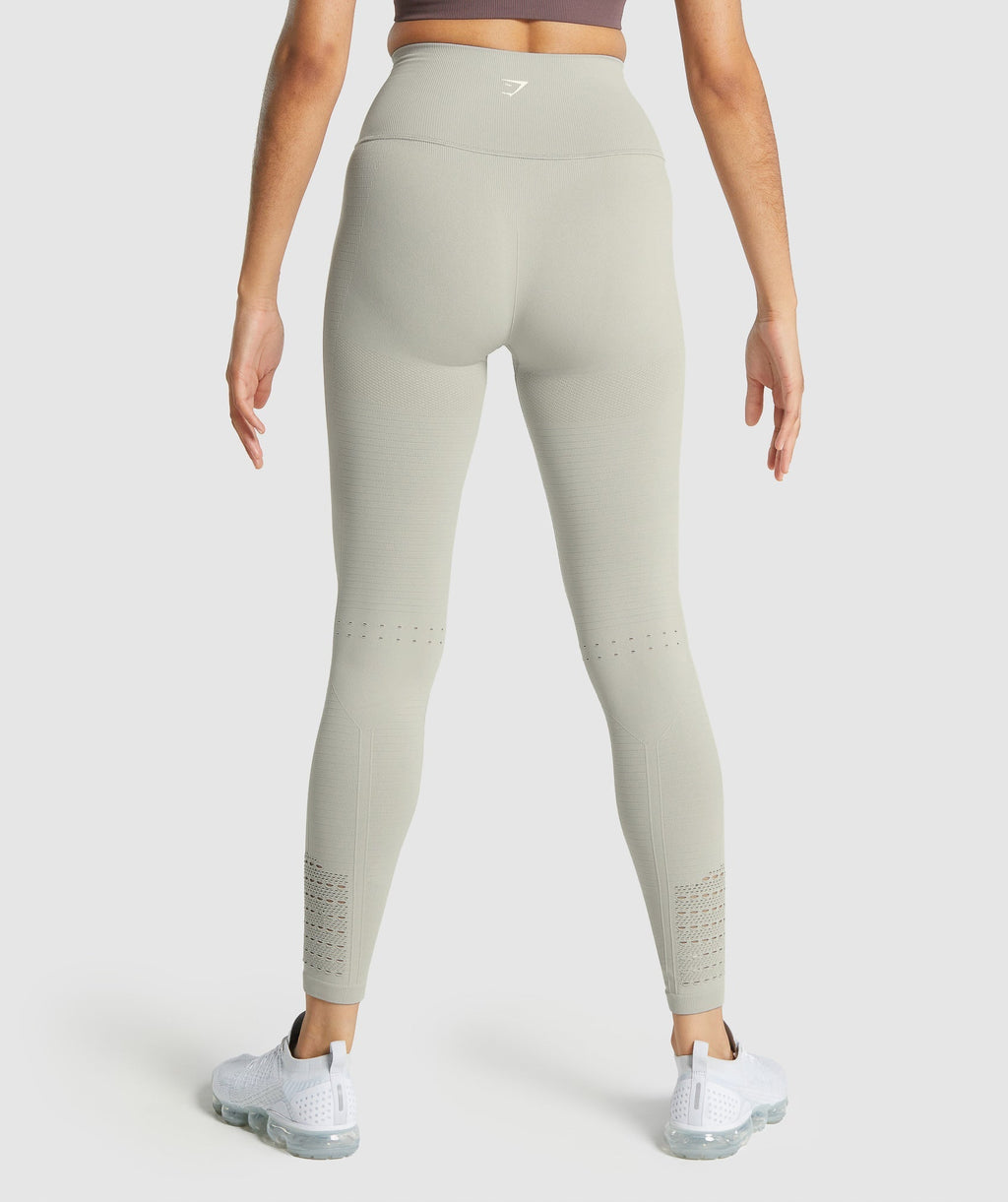 gymshark-energy-seamless-leggings-light-grey
