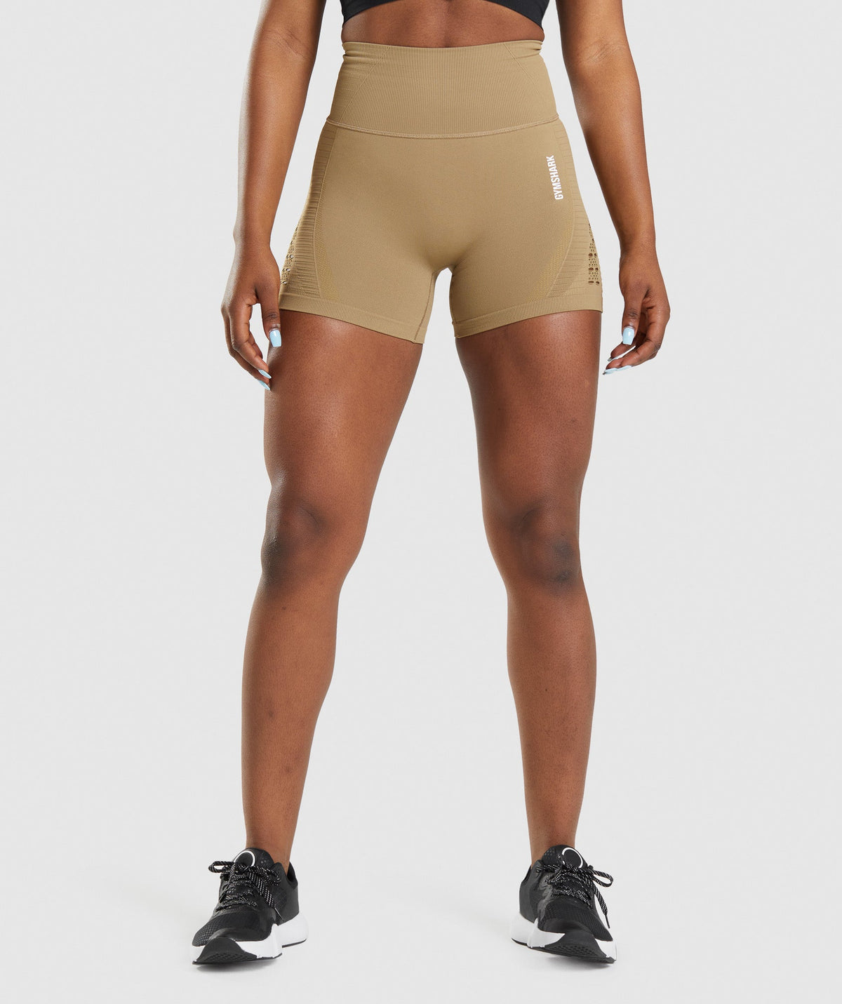 gymshark-energy-seamless-shorts-biscotti-brown-aw21
