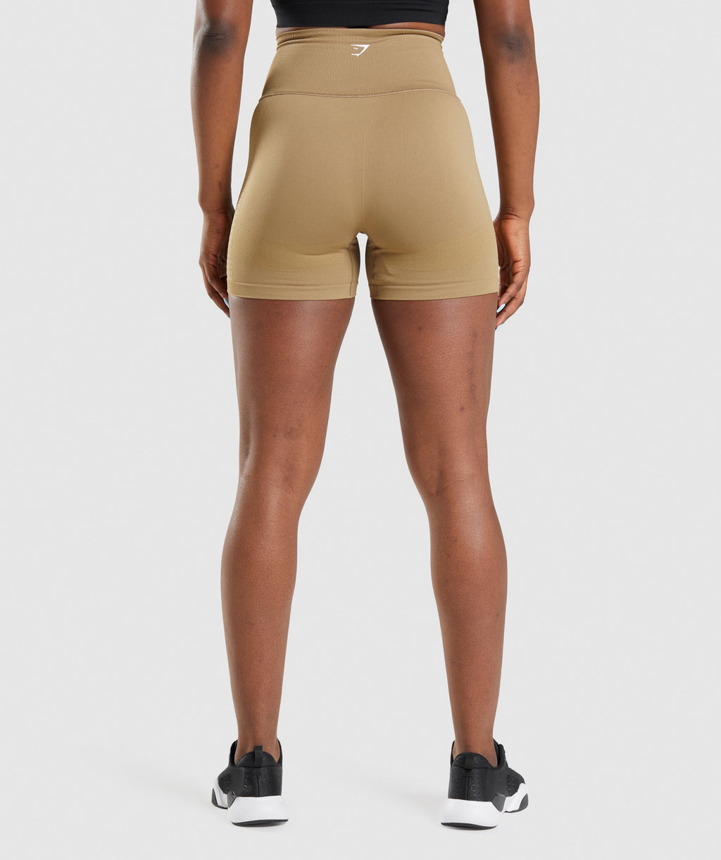 gymshark-energy-seamless-shorts-biscotti-brown-aw21