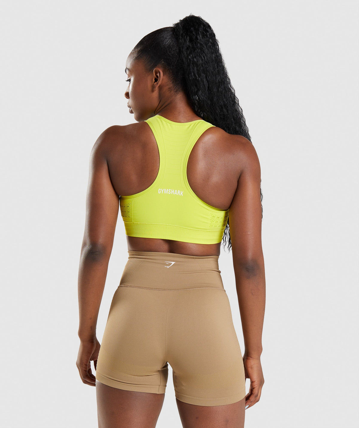 gymshark-energy-seamless-sports-bra-glitch-yellow-aw21
