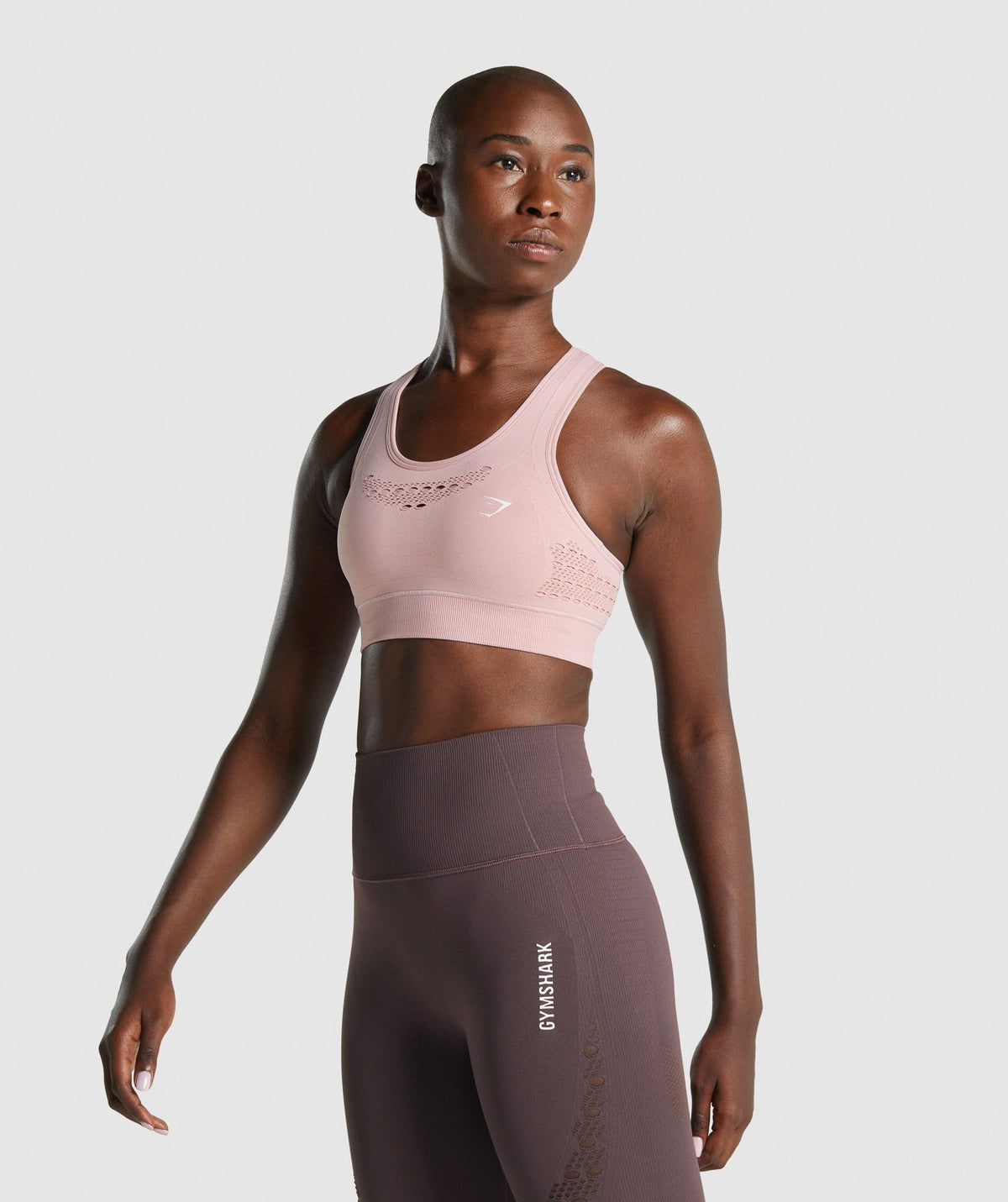 gymshark-energy-seamless-sports-bra-scandi-pink