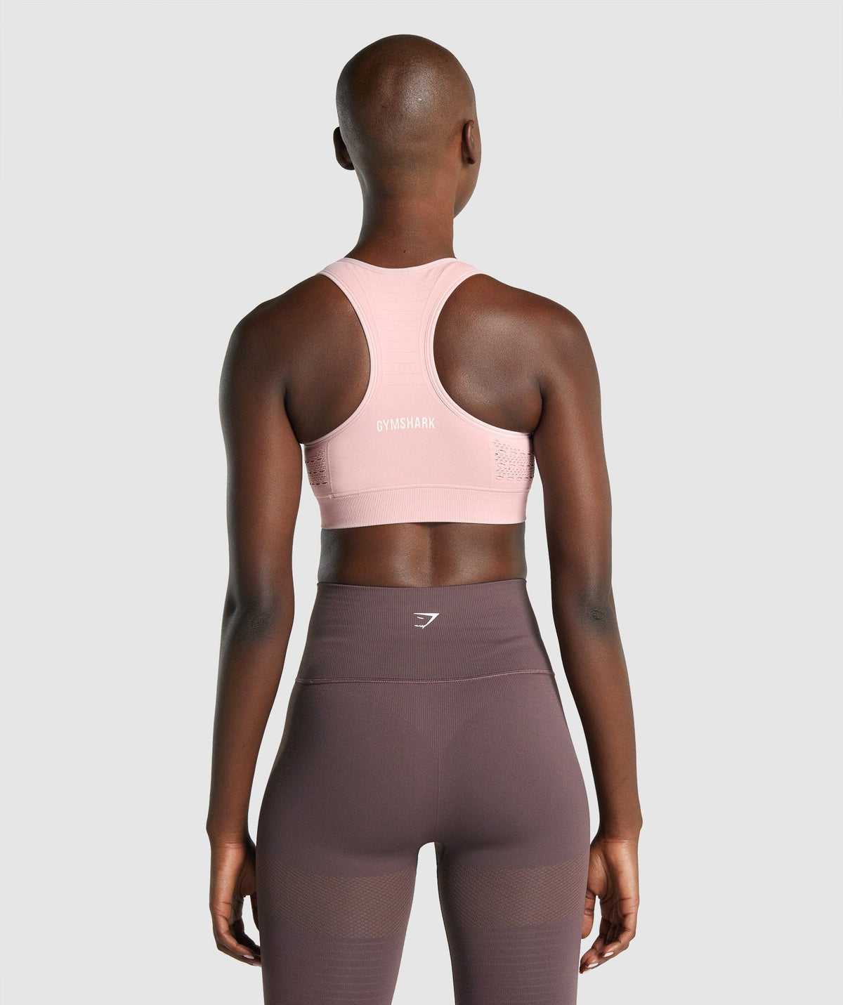gymshark-energy-seamless-sports-bra-scandi-pink