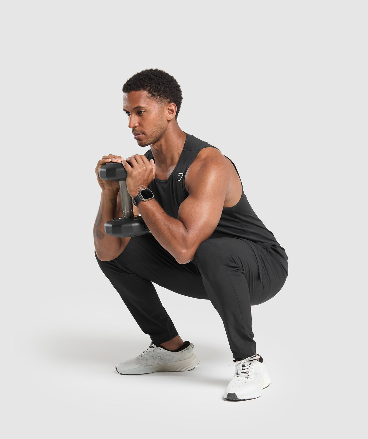 gymshark-stretch-woven-cargo-pants-black-ss24