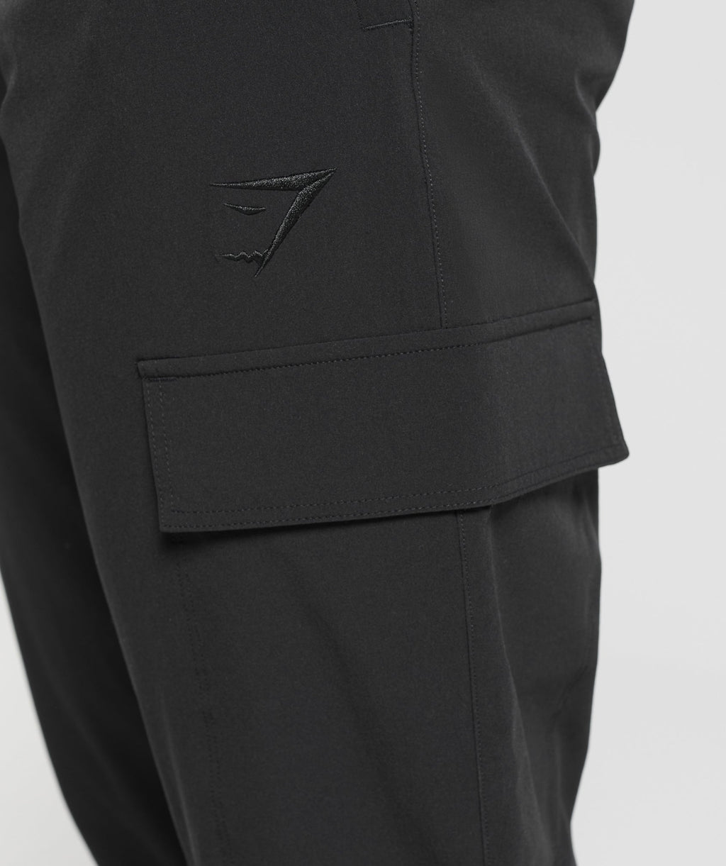 gymshark-stretch-woven-cargo-pants-black-ss24