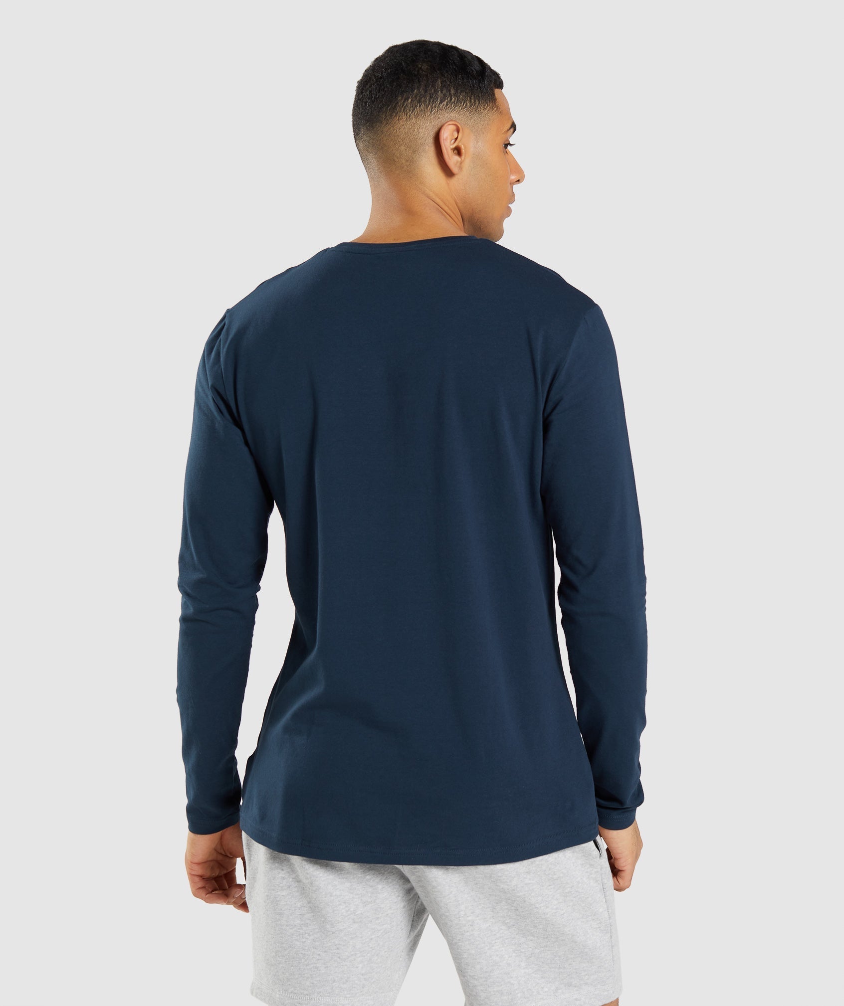 gymshark-essential-ls-slim-tee-navy-ss22