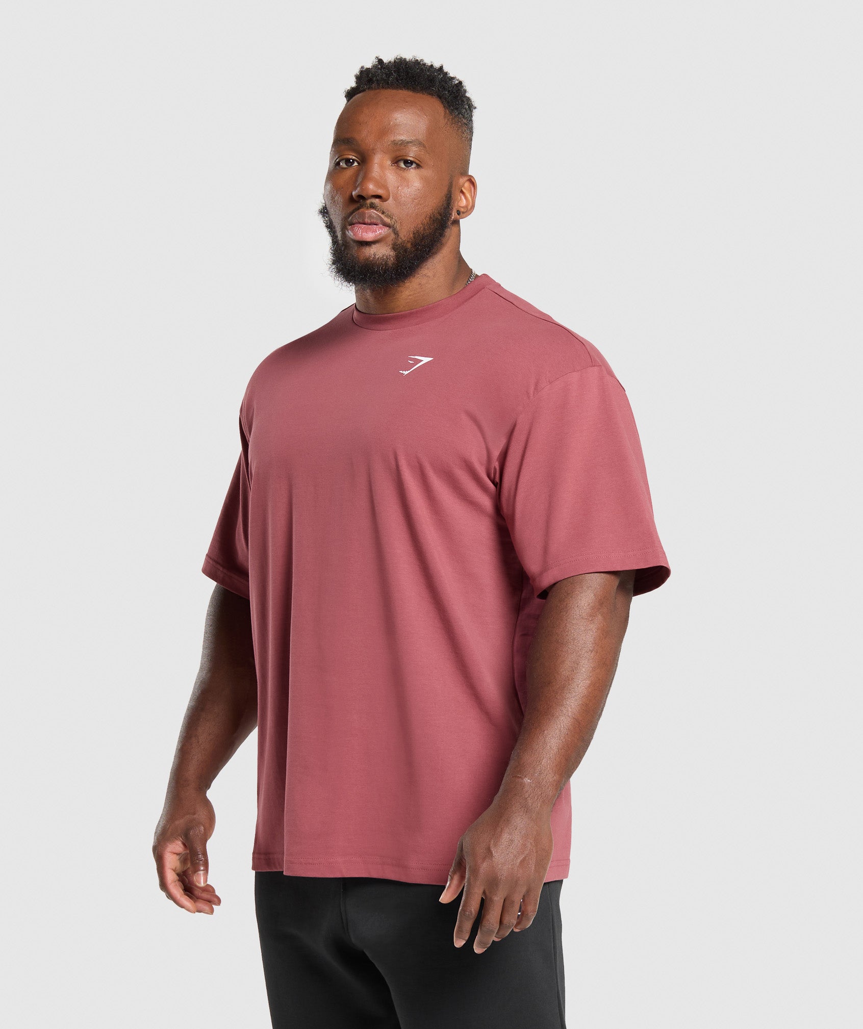 gymshark-essential-oversized-t-shirt-washed-berry-pink-ss25