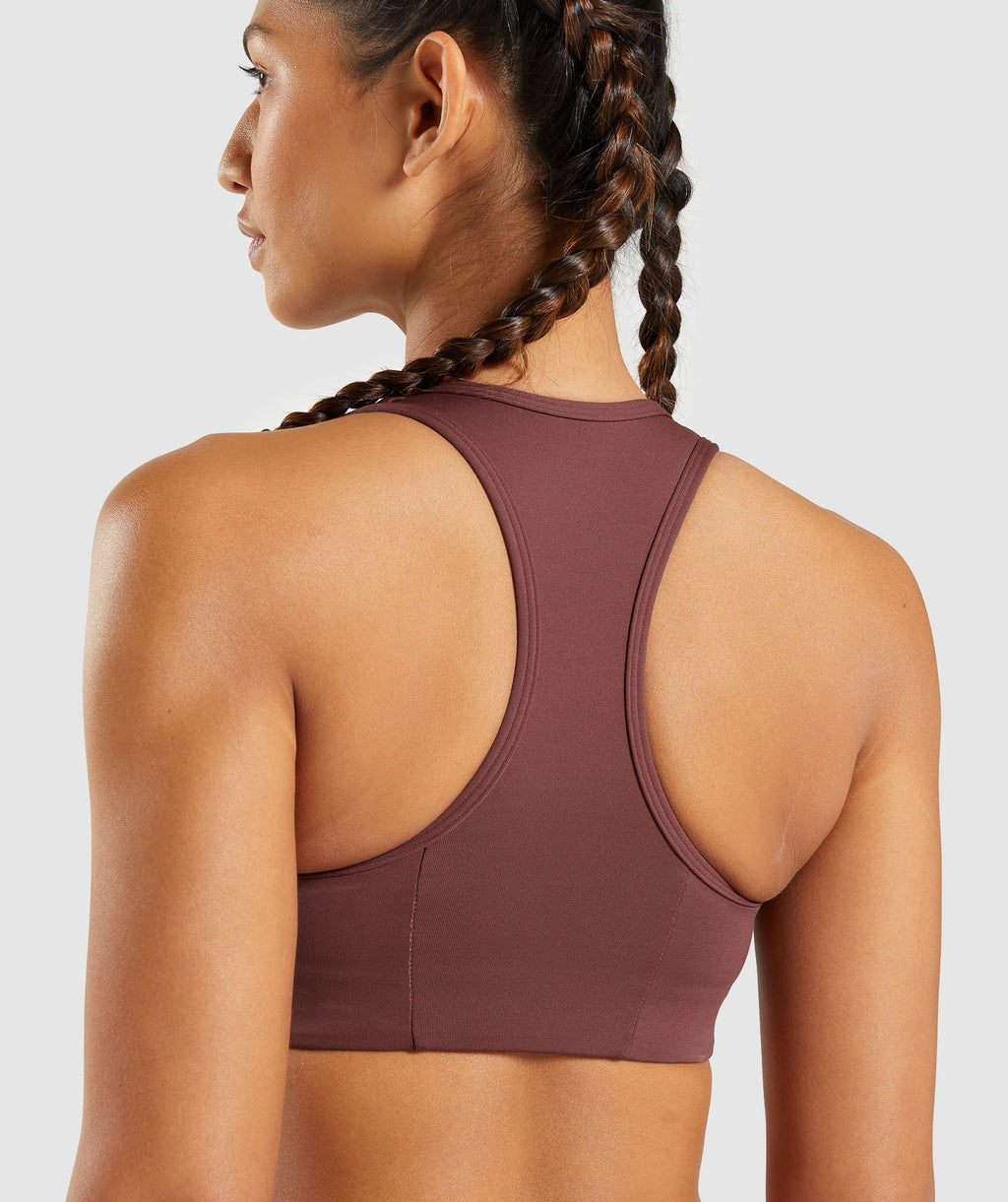 gymshark-essential-racer-back-sports-bra-cherry-brown-ss22