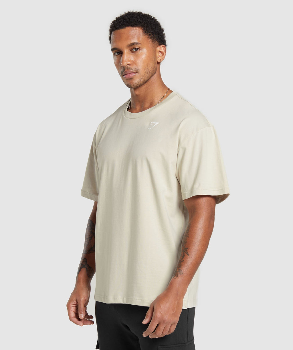 gymshark-essential-oversized-t-shirt-pebble-grey-ss24